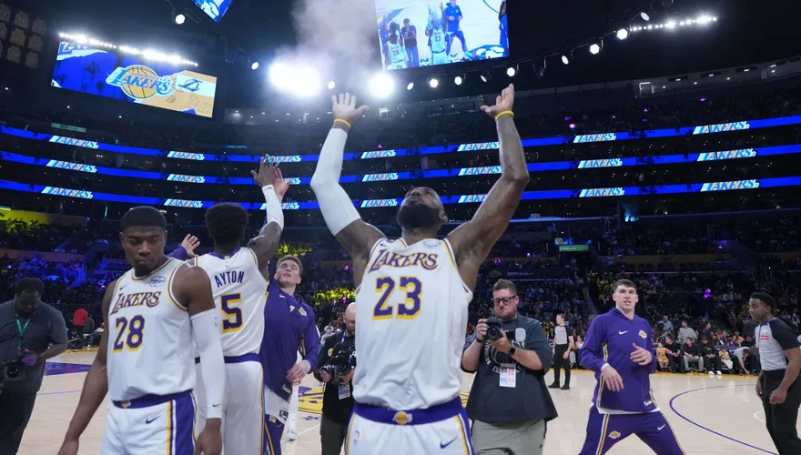 NBA/稱GOAT之爭只是茶餘話題！詹皇：穿上23號只為讓喬丹感到榮耀
