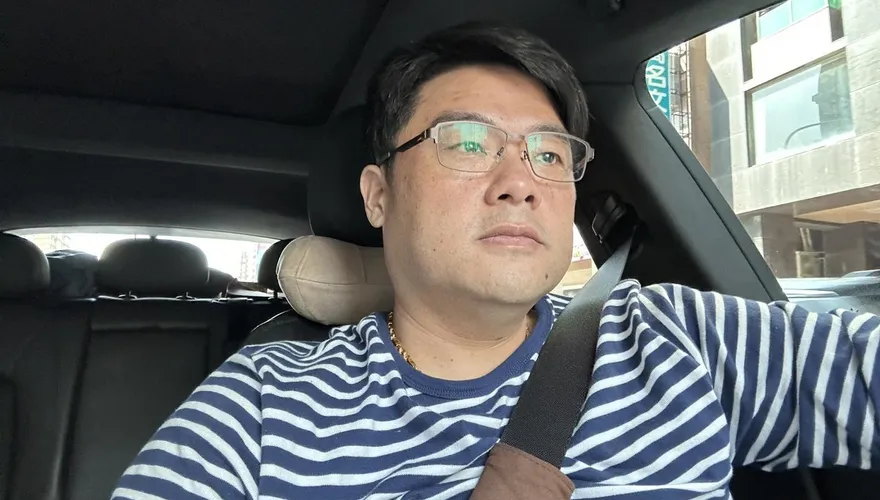 呂捷逛夜市詳述女大生體態！挨批「男性凝視」惹議刪文