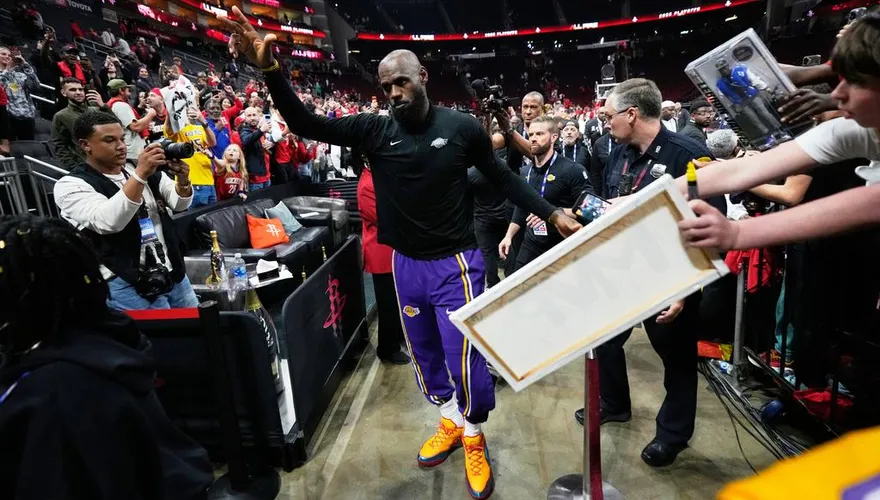 NBA/名嘴酸詹皇「過氣老人」！被狠打臉急求饒：我不該低估GOAT