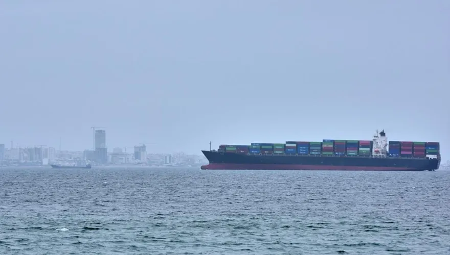韓國船隻荷莫茲海峽爆炸起火！韓國當局發聲了