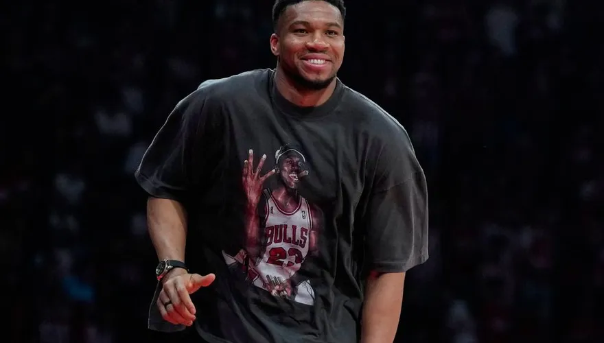 NBA/公鹿正式聆聽字母哥交易報價！球迷不信：又來了…等成真再說