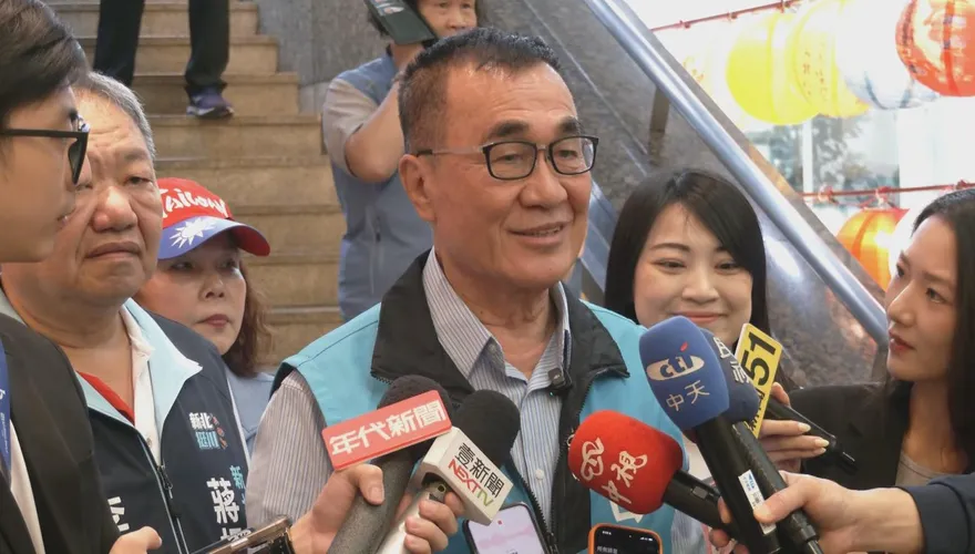 搶銀髮票都喊加碼！李四川自認更符合長者需求
