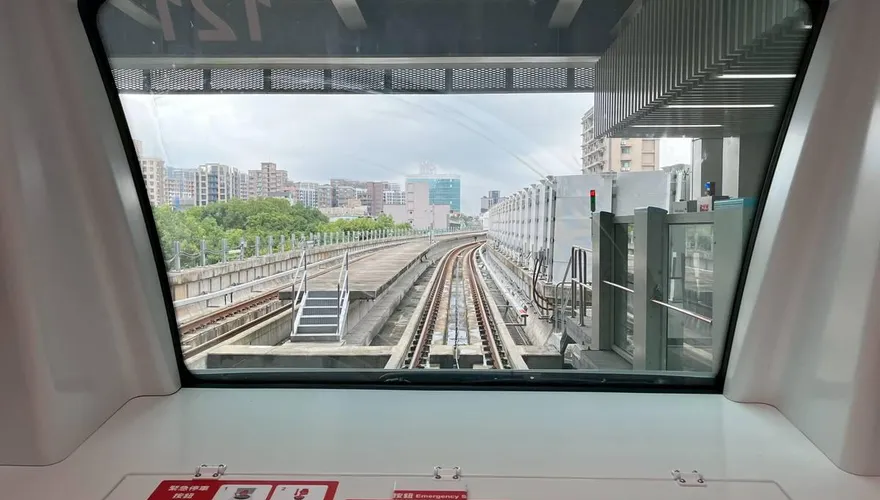 新北捷運三鶯線通車倒數！緊急煞車按鈕勿亂按　最高可罰百萬元