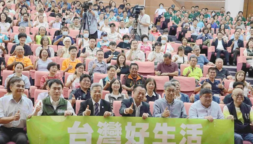 綠「台灣好生活」嘉義縣宣講　翁章梁力挺蔡易餘：黃金10年來臨