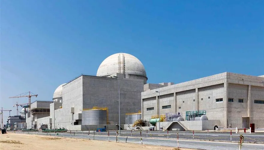 中東情勢再升溫！阿聯核電廠遭無人機攻擊　國際油價漲逾1%