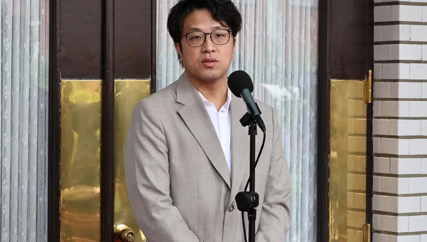 「休時對齊」遭徐巧芯酸烏托邦幻想！沈伯洋反嗆：書不要讀一半