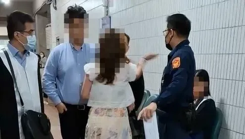 台中賞律師巴掌女又撒野了！「當庭扁法警」還搶密錄器