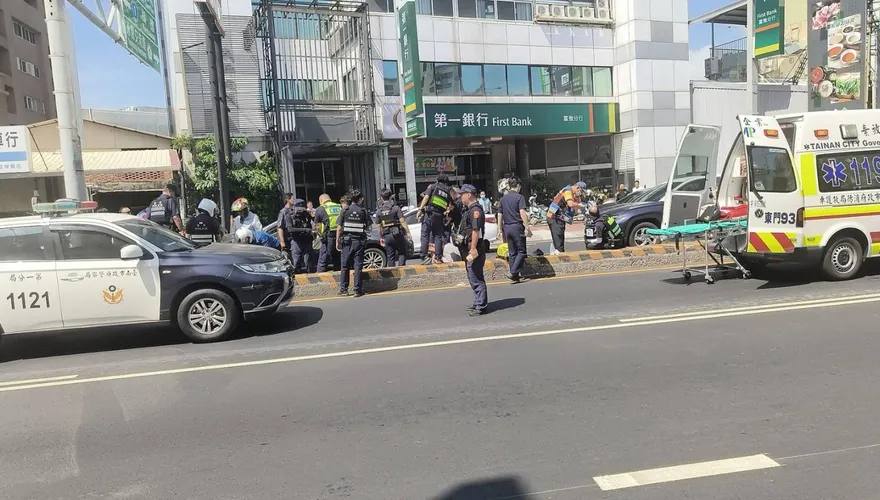 終點站是監獄！台北惡煞強盜逃台南　悍警當街破窗逮人