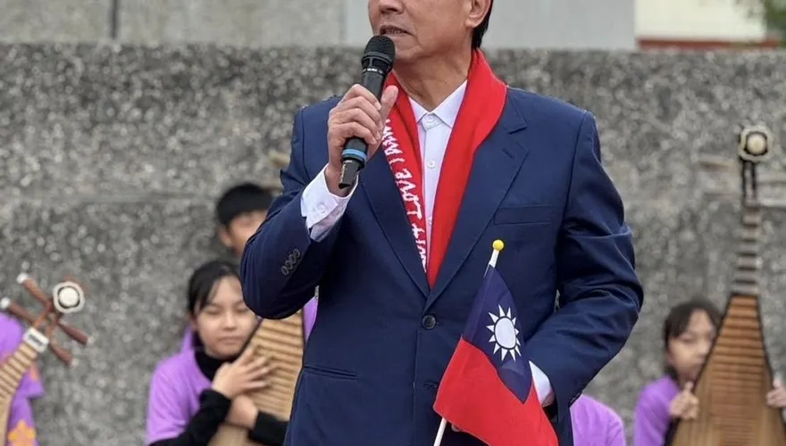 打臉賴清德？黃偉哲、陳亭妃曾砲轟謝龍介5000育兒津貼「大撒幣」！