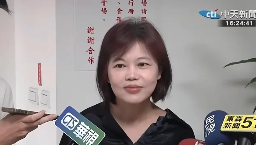 選舉看板被畫貓鬍鬚！游淑慧不告　狠酸徐國勇台股論