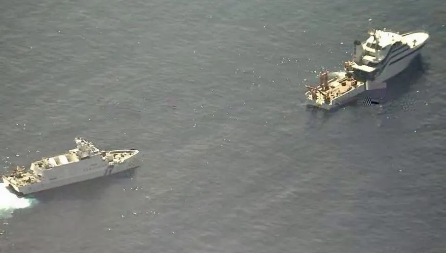 大陸科研船花蓮外海投放科儀器材　海巡艦艇監控強勢驅離