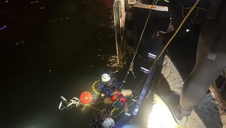 高雄港20號碼頭男子落海！救上岸已無生命跡象　送醫搶命