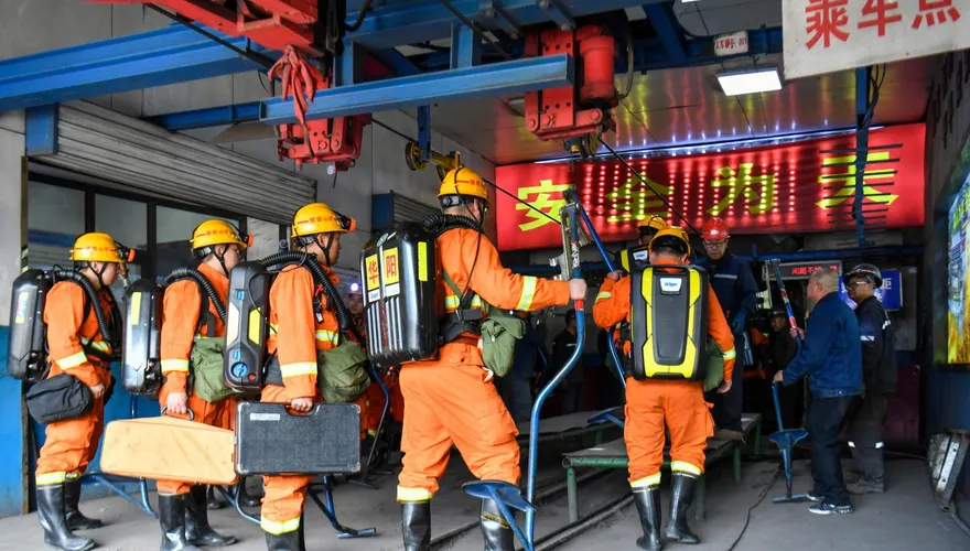 影/山西礦災爆炸畫面曝光！前員工踢爆老闆「陰陽帳本」躲檢查