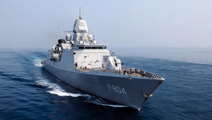 荷軍艦駛入西沙海域「執行航行自由」　解放軍：予以外逼驅離