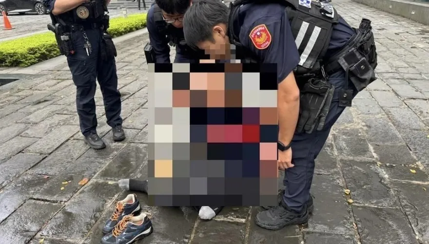 電視台門口點煙火、抱瓦斯桶與警對峙　莽男遭判刑4月