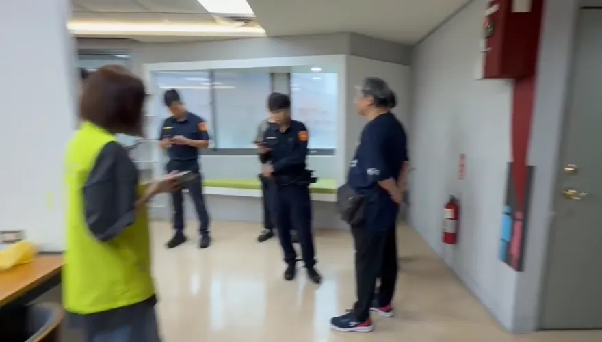 影/輔大廁所外見煙偵型針孔！警勘查：未拍廁所內部