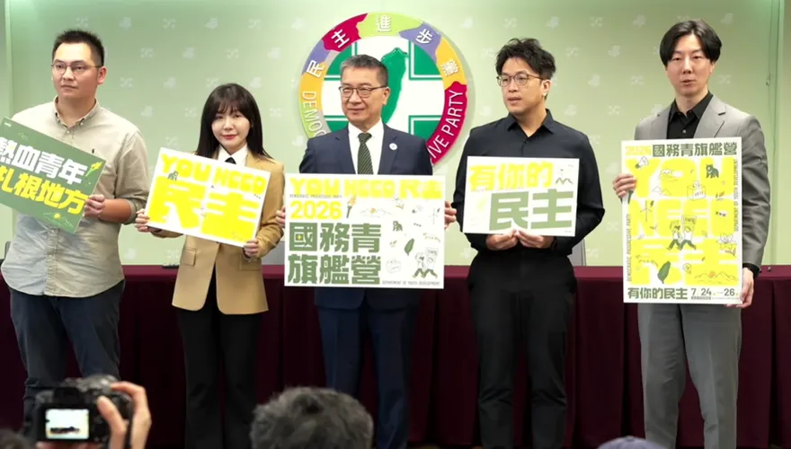 沈伯洋被問黑熊募款「很會賺」　吳崢嗆記者、徐國勇狂噴4分44秒護駕