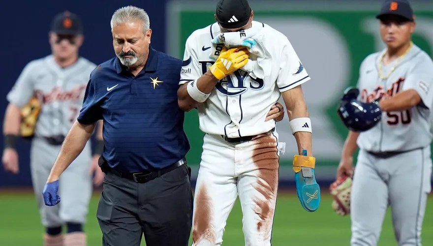MLB/光芒快腿出意外　衝上二壘「嘴唇爆血」送醫縫針