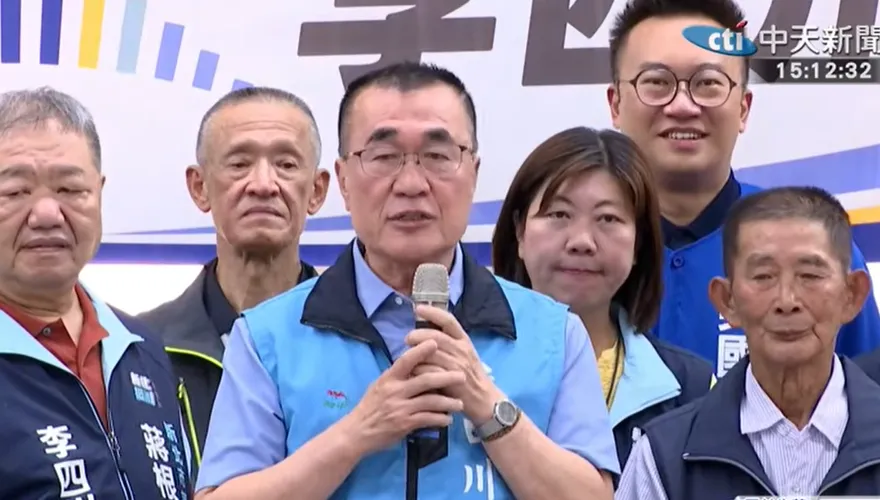 影/「蔣市長都說我臉黑黑」　李四川嗆：不是曬黑是被抹黑！