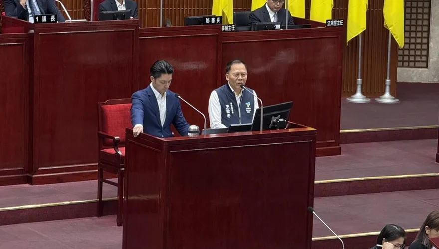 綠抹黑蔣萬安翻車！殷瑋「超狂短影音」神反殺  游淑慧一句話酸爆