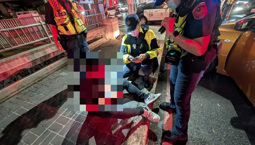 影/台中男自撞橋墩稱吃安眠藥精神恍惚　警一驗竟是毒駕