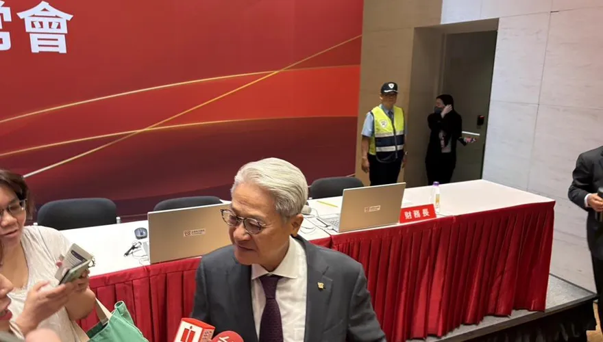 台新新光金成立職棒隊？ 吳東亮10字回應