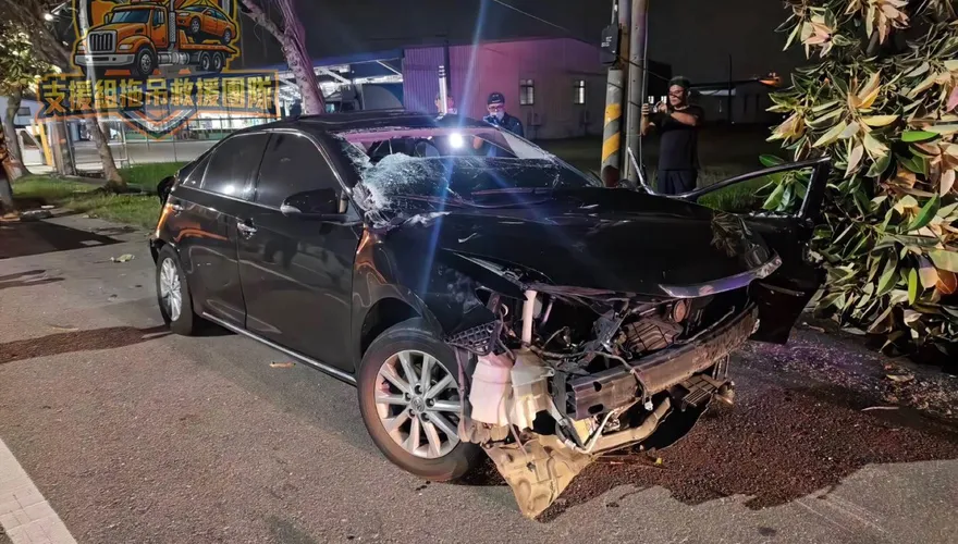 台中疑毒駕競速翻車慘釀2死！車內驚現多包「白色粉末」