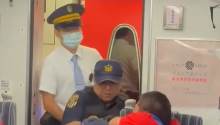 偷搭普悠瑪號！無票男與列車長、鐵警爆衝突　網：怎常有這種無賴