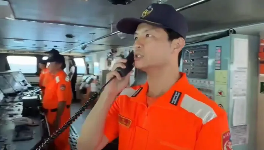 綠島外海突現大陸海警船！與海巡署巡護艦近距互嗆