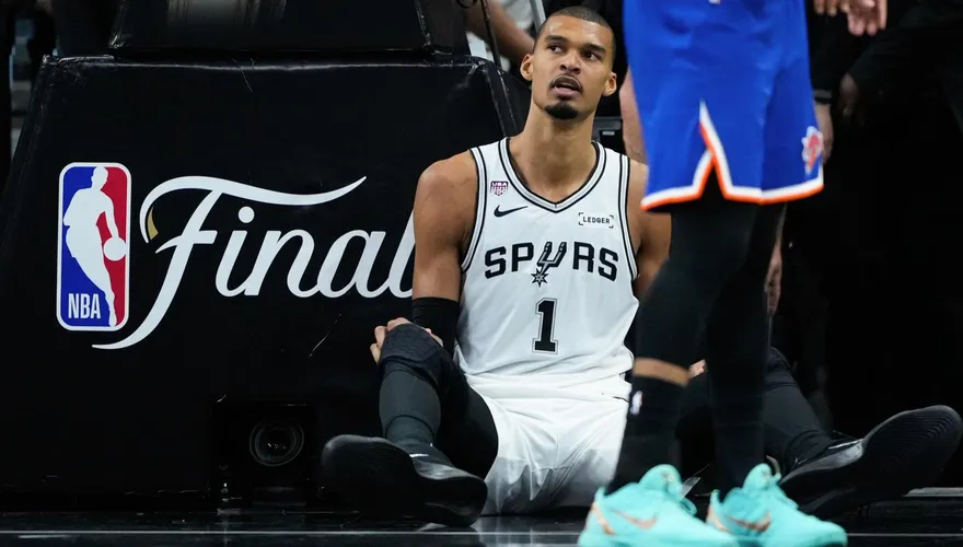 NBA/自家主場看尼克封王　文班亞馬：很痛苦…但我不會逃避