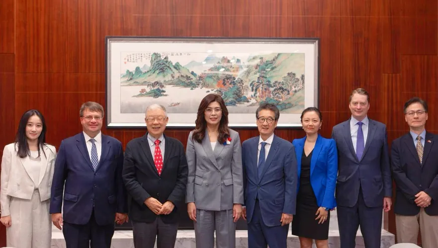 蔡裕明/為何海峽中線會被挪到台北議場與街頭？