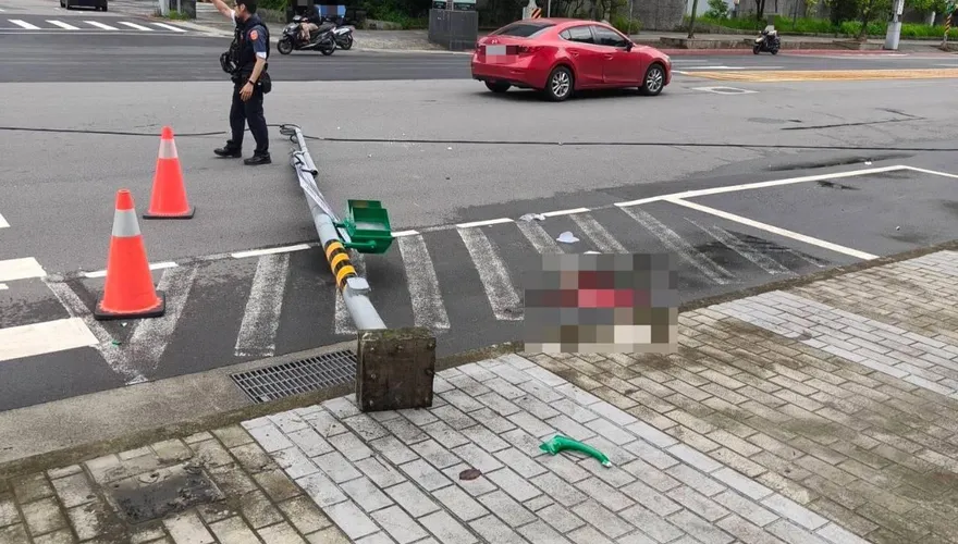 影/南港車站50歲男騎共享自撞亡　做代駕拼家計妻接噩耗崩潰