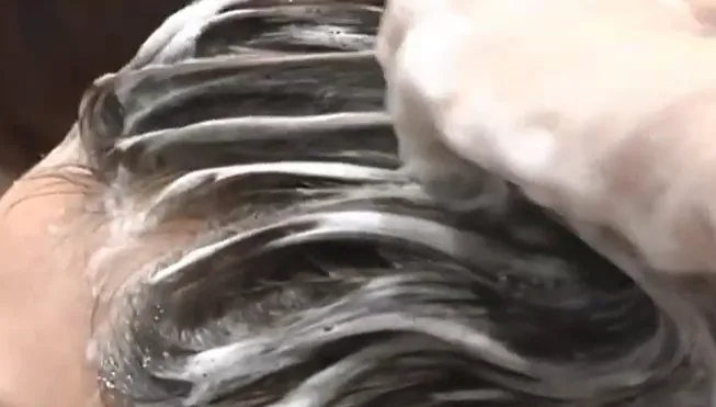 噁！洗完頭包毛巾　美髮師驚吐：細菌狂生比狐臭還臭
