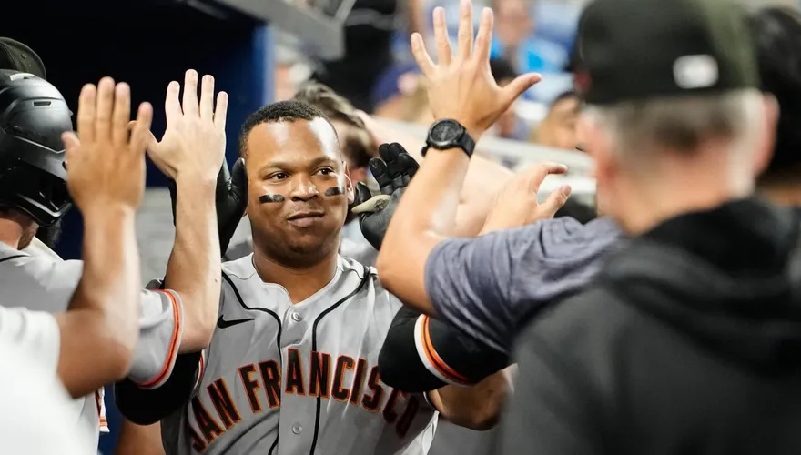MLB/嘆媒體誇大　巨人狄維斯：這就是為何我不跟你們說話