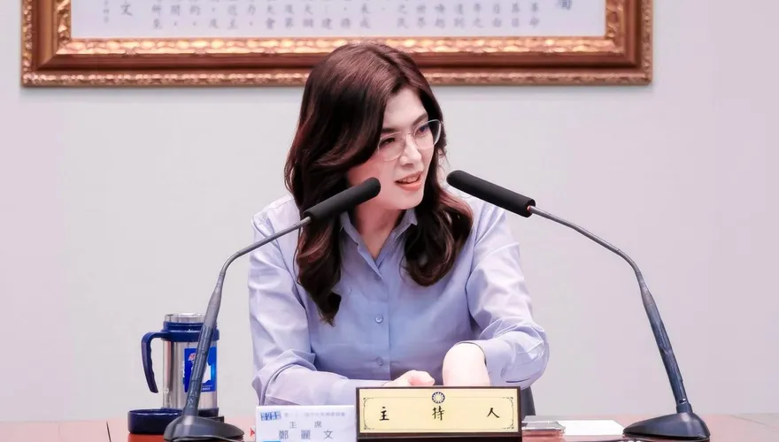批民進黨「新兩國論」改變現狀！鄭麗文：九二共識基礎上重啟兩岸交流