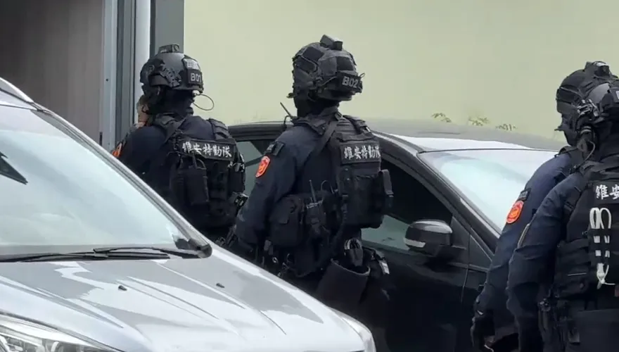 台中霹靂小組出動！破門攻堅西屯機房　孕婦嚇到急送醫