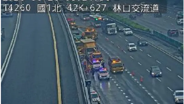 國1北上林口段9車連環車禍　8人受傷送醫