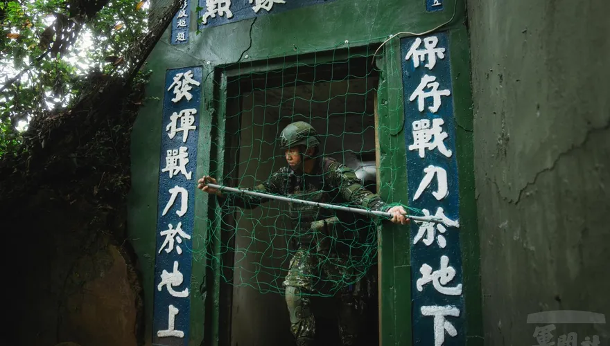 直擊/馬防部立即備戰操演反無人機　外島坑道反制網首度曝光