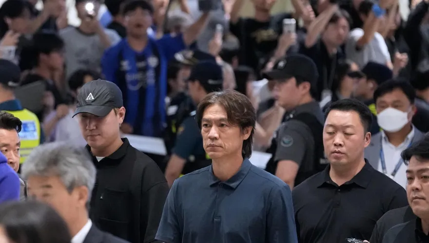 世足/洪明甫赴美遭爆走VIP通道躲記者　知情人士：他並無