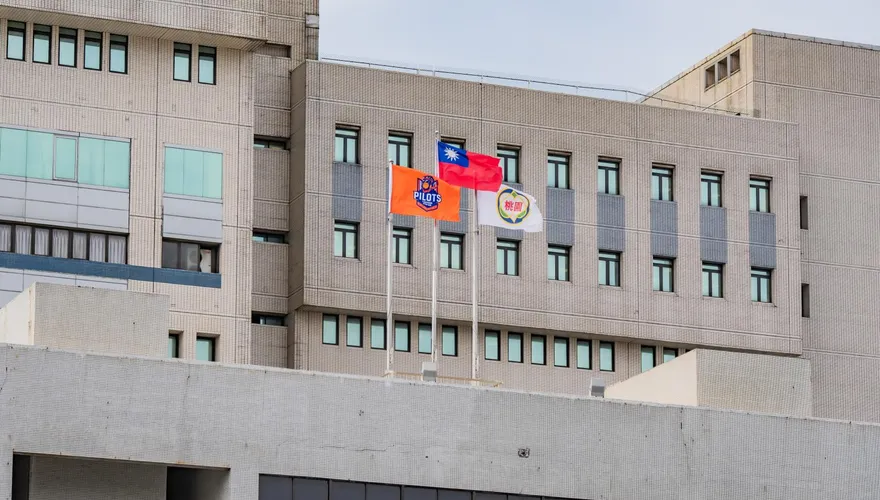 桃園璞園領航猿完成二連霸　桃市府升隊旗分享冠軍榮耀