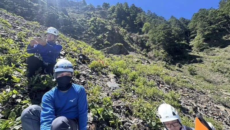 挑戰1天攻南湖大山卻天人永隔！男墜百公尺深谷亡
