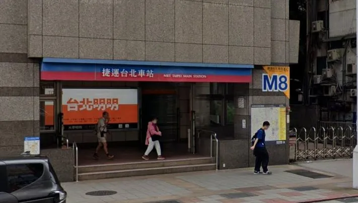 捷運台北車站男子「對自己噴防狼噴霧」！警台中逮人到案