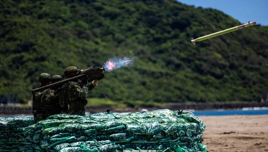 陸軍神弓操演登場　肩射刺針飛彈國內首度實彈射擊