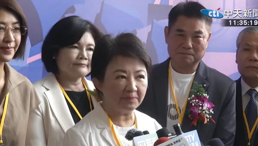 下架毒油中央大轉彎惹民怨！盧秀燕批：決策反覆、一日數變