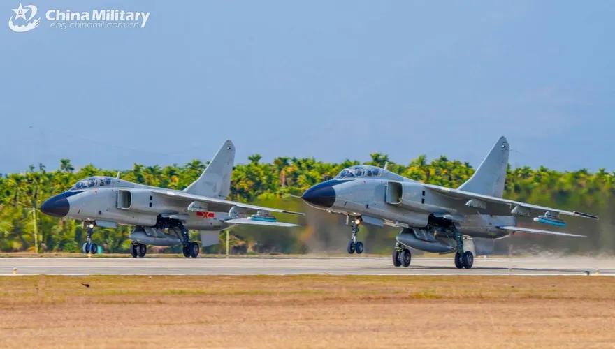 大陸「聯合戰備警巡」趕進度　強颱來襲前包圍台海西半部