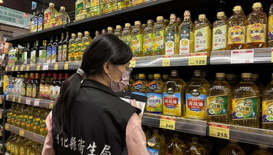 致癌油促食安修法　「突襲抽查、第三方通報」強化把關