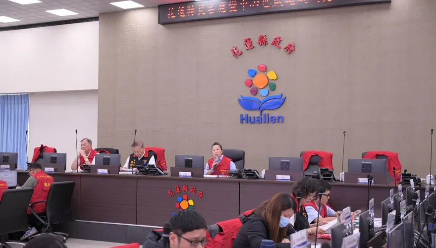 花蓮堰塞湖危險了？累積逾4200人撤離　嚴防巴威颱風今晚觸陸