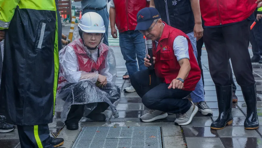 盧秀燕消滅「漂漂河」！冒巴威颱風視察台中治水工程：通過考驗