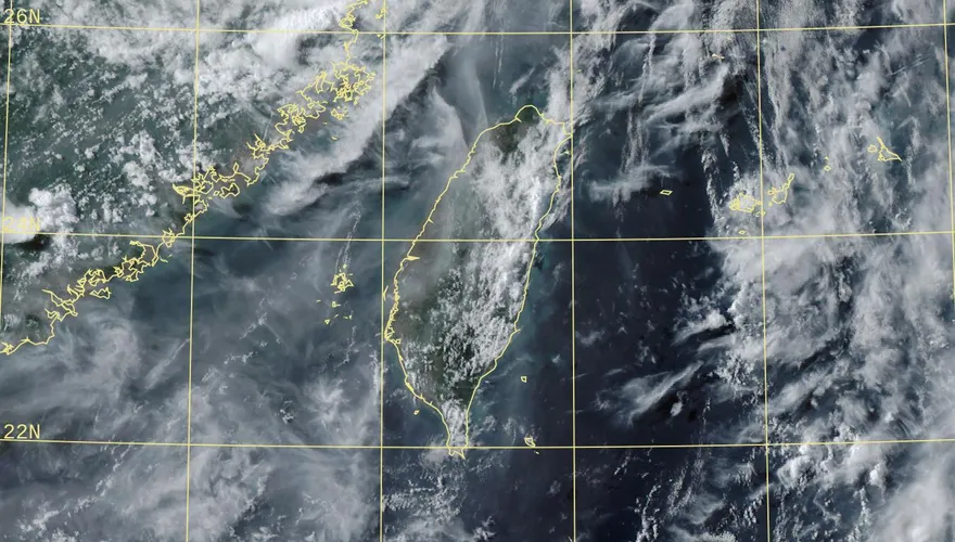 午後對流雲系旺盛！轟天雷雨彈狂炸宜花　山區嚴防落石