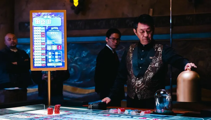 首合作爆衝突！庹宗華怒踹柯震東慘摔　揭對方私下真面目